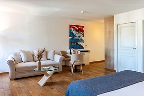 LA MAISON OPPOCA