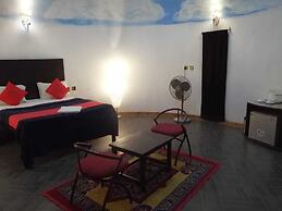 Le Apex Guest House