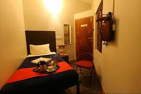Le Apex Guest House
