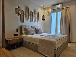 Aristotle Suites
