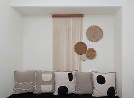 Aristotle Suites