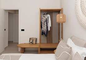 Aristotle Suites