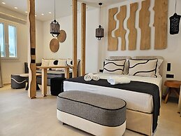 Aristotle Suites