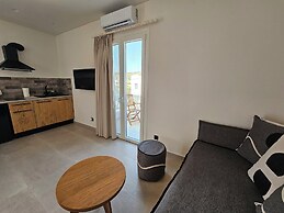 Aristotle Suites