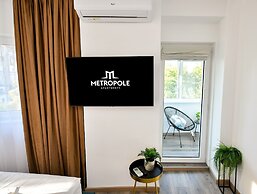 Metropole Apartments Central City