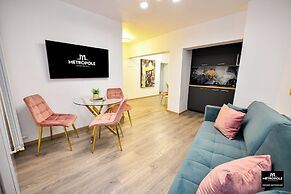 Metropole Apartments Central City