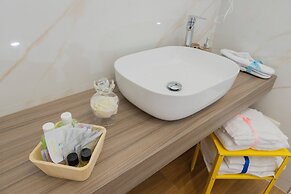 Alleria Rooms
