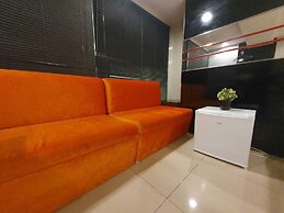 Deco Lux Hotel