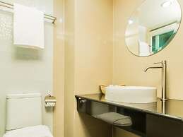 Deco Lux Hotel