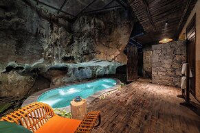 Chay Mountain Retreat Ninh Binh