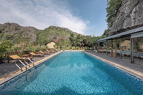 Chay Mountain Retreat Ninh Binh