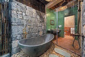 Chay Mountain Retreat Ninh Binh