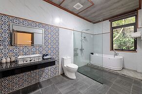 Chay Mountain Retreat Ninh Binh
