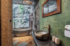Chay Mountain Retreat Ninh Binh