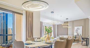 LUX The Luxurious Central JBR Suite 2