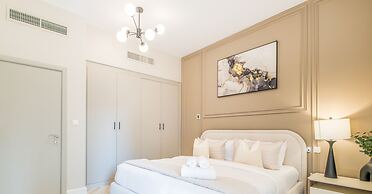 LUX The Luxurious Central JBR Suite 2