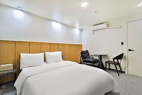 Anyang Livera