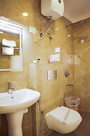 Hotel Raj Ville