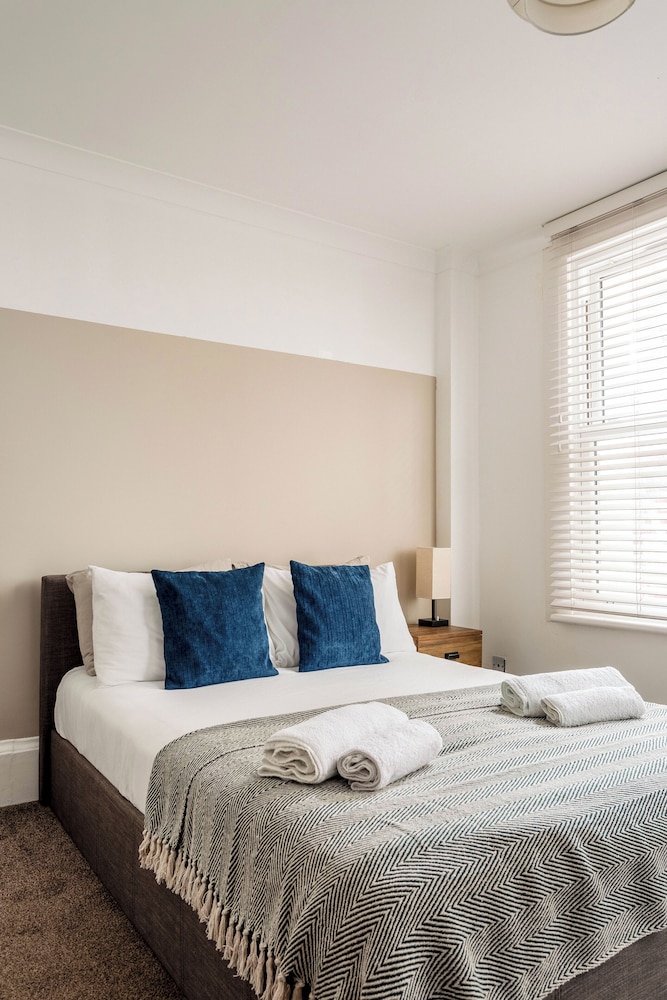 Super Central 3 Bed Property
