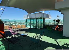 Beautiful and Comfortable Rooftop Suite