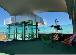 Beautiful and Comfortable Rooftop Suite