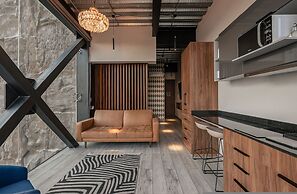 The Diamond Loft Modern Luxury With a Fully Equipped Kitchen