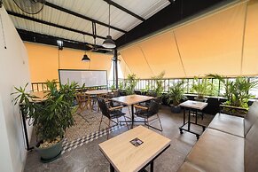 Caobos Center Coliving & Coworking