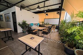 Caobos Center Coliving & Coworking