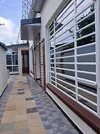 Rofty Vacation Home Utawala