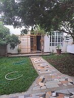 Rofty Vacation Home Utawala