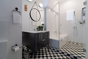 3BR Atrium Penthouse by Cismigiu - Bright & Spacious with Balcony