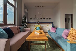 3BR Atrium Penthouse by Cismigiu - Bright & Spacious with Balcony