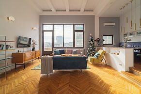 3BR Atrium Penthouse by Cismigiu - Bright & Spacious with Balcony