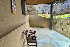 Mongan Homestay Beside The Belulang Hot Spring