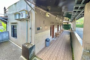 Mongan Homestay Beside The Belulang Hot Spring