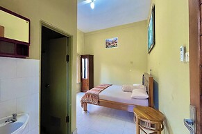 Mongan Homestay Beside The Belulang Hot Spring