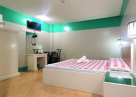 Green Meadows Hotel & Restaurant