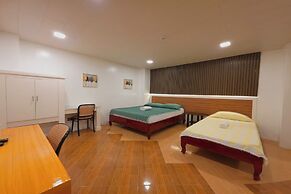 Green Meadows Hotel & Restaurant