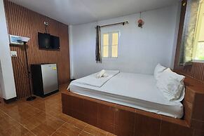 Rung Rueng Resort