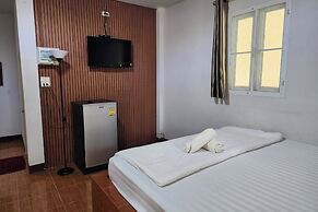 Rung Rueng Resort