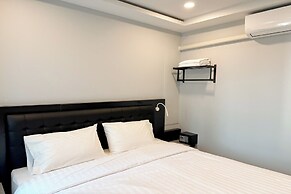 Smith Hotel