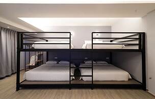 Robin Hotel