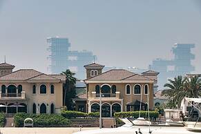 Palm Jumeirah 3 Beds Townhouse With Atlantis Views