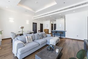 Emerald at Tiara Beach Residences With Atlantis Views