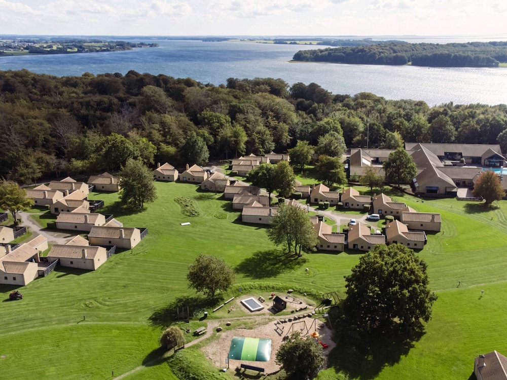 6 Person Holiday Park Home in Middelfart