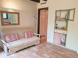 Apartment With Shared Pool