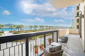 LUX The Elegant Sea View Suite