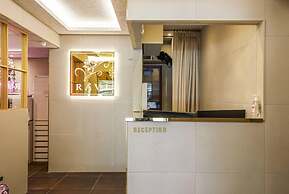 HOTEL RAVI