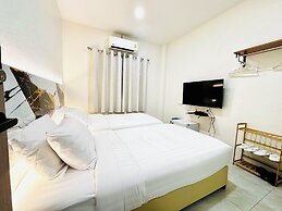 PJ Hostel & Bar