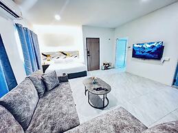 PJ Hostel & Bar